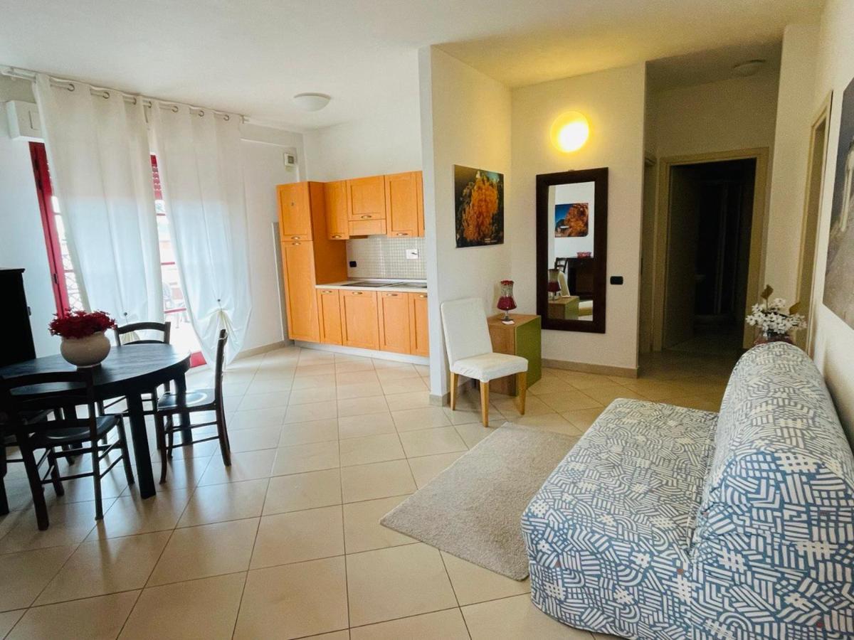 Regina Del Mare Holiday Apartments Tirrenia Luaran gambar