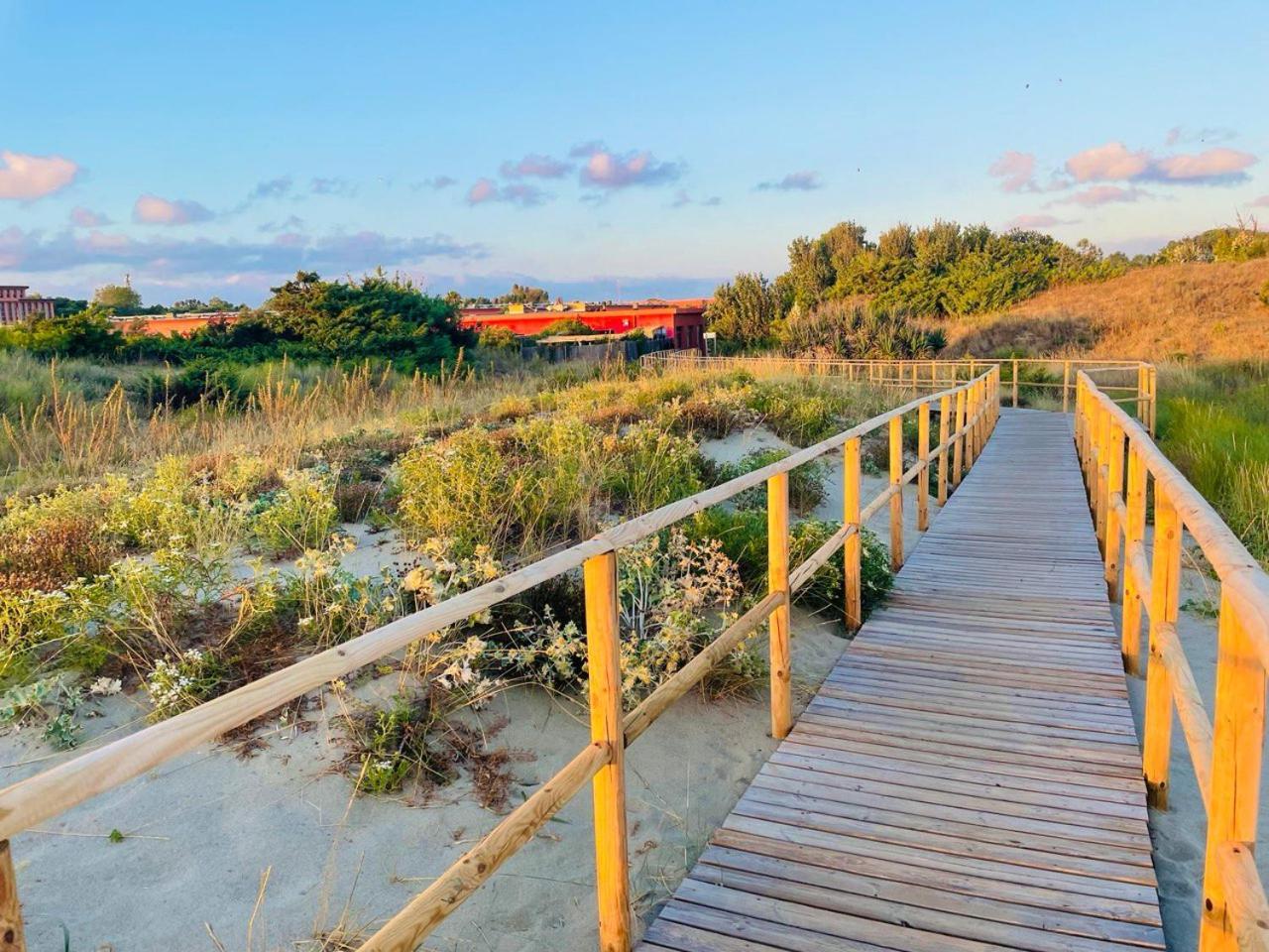Regina Del Mare Holiday Apartments Tirrenia Luaran gambar