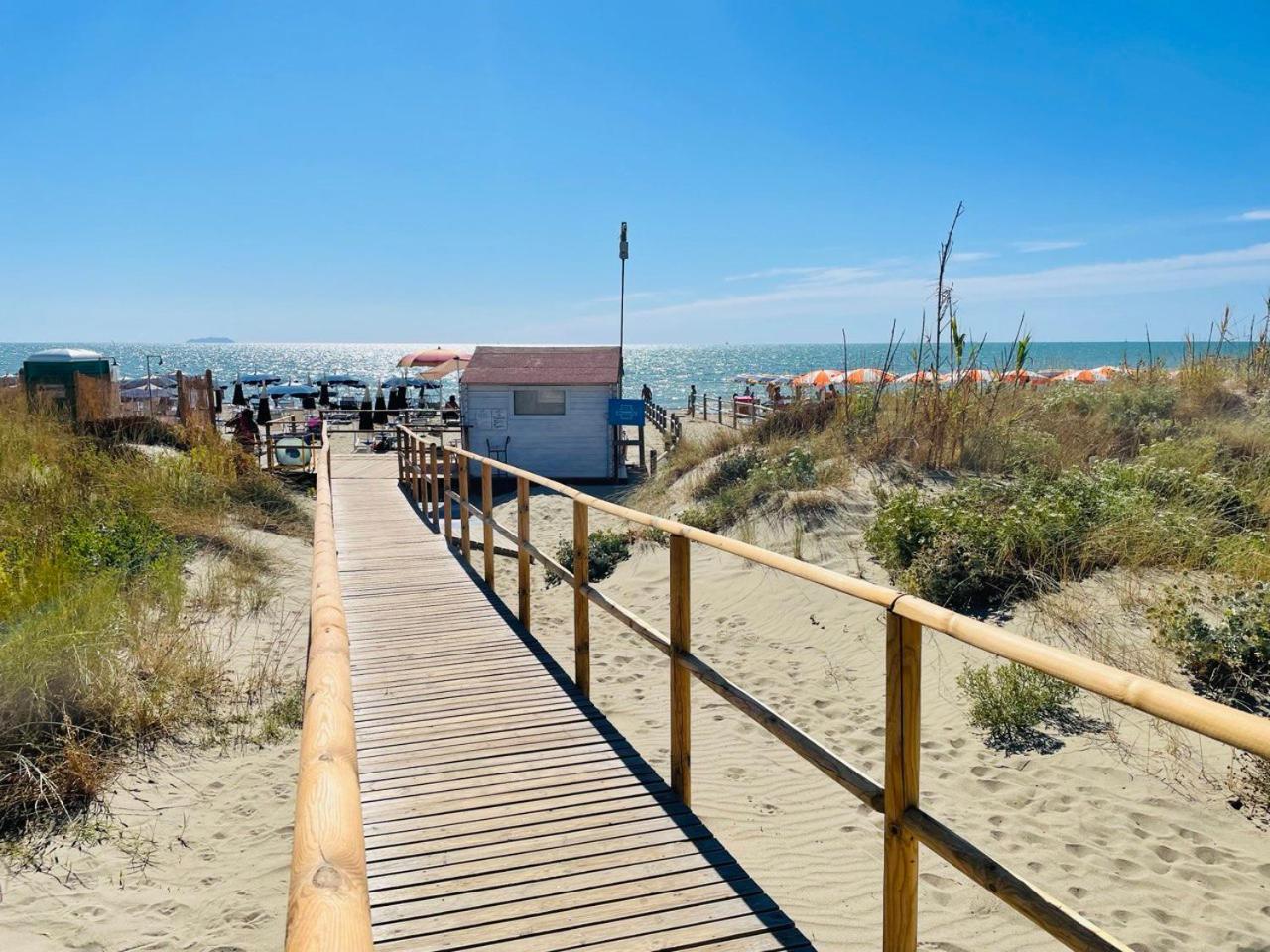 Regina Del Mare Holiday Apartments Tirrenia Luaran gambar